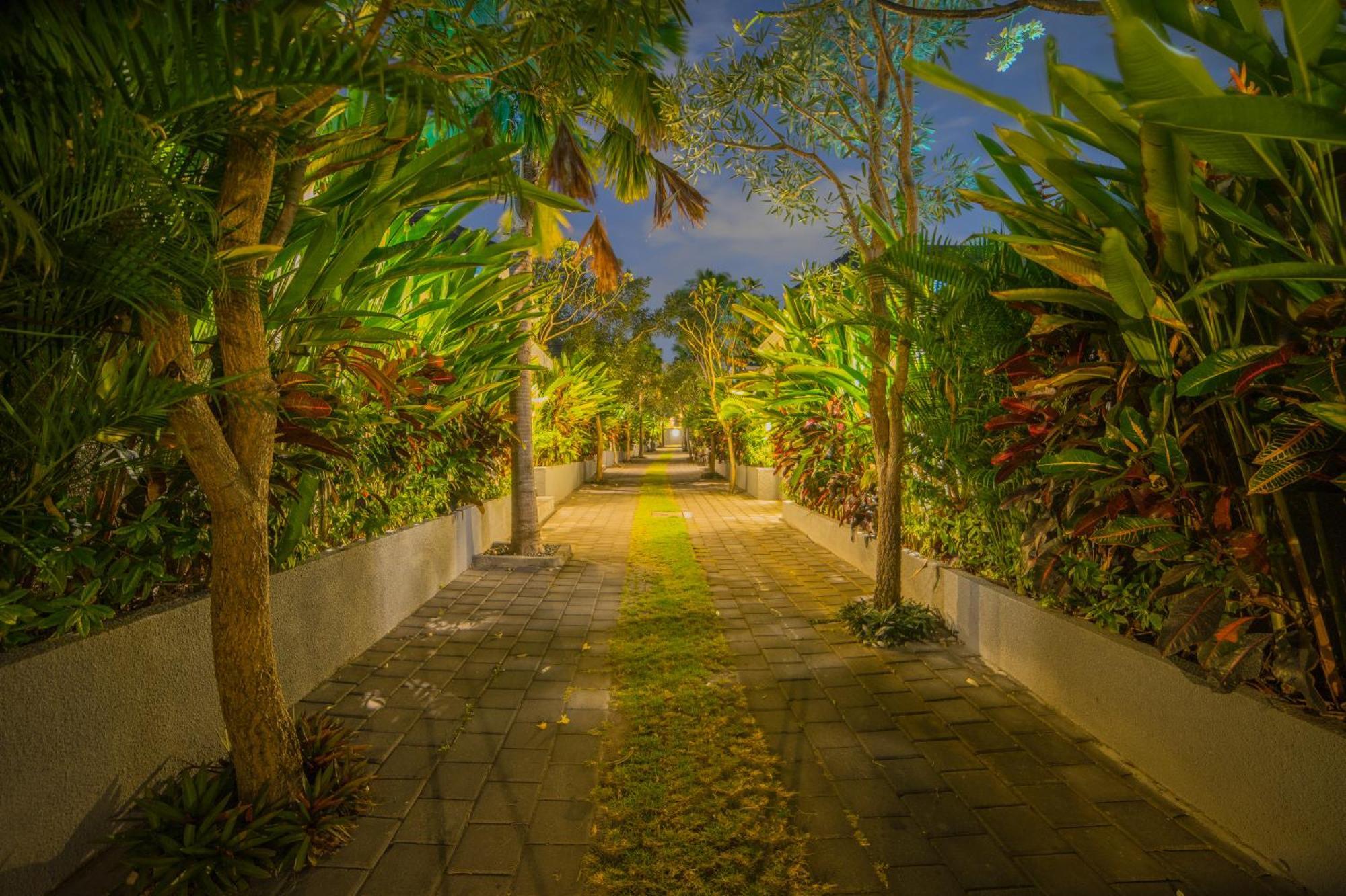 Grand Kesambi Resort And Villas Dalung  Extérieur photo