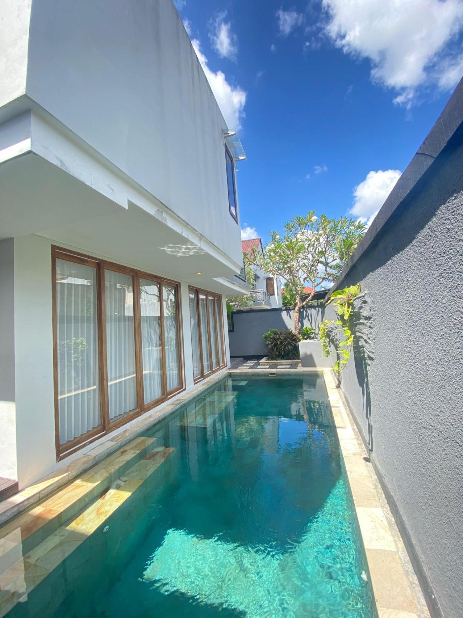 Grand Kesambi Resort And Villas Dalung  Extérieur photo